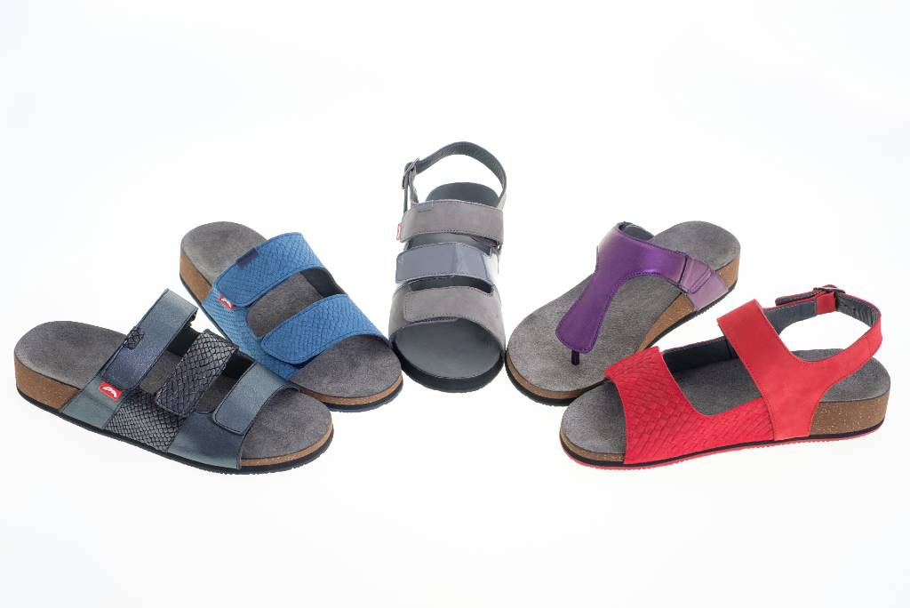 Verfijning Moeras Doorzichtig Slippers en sandalen | Hallux Podotherapie